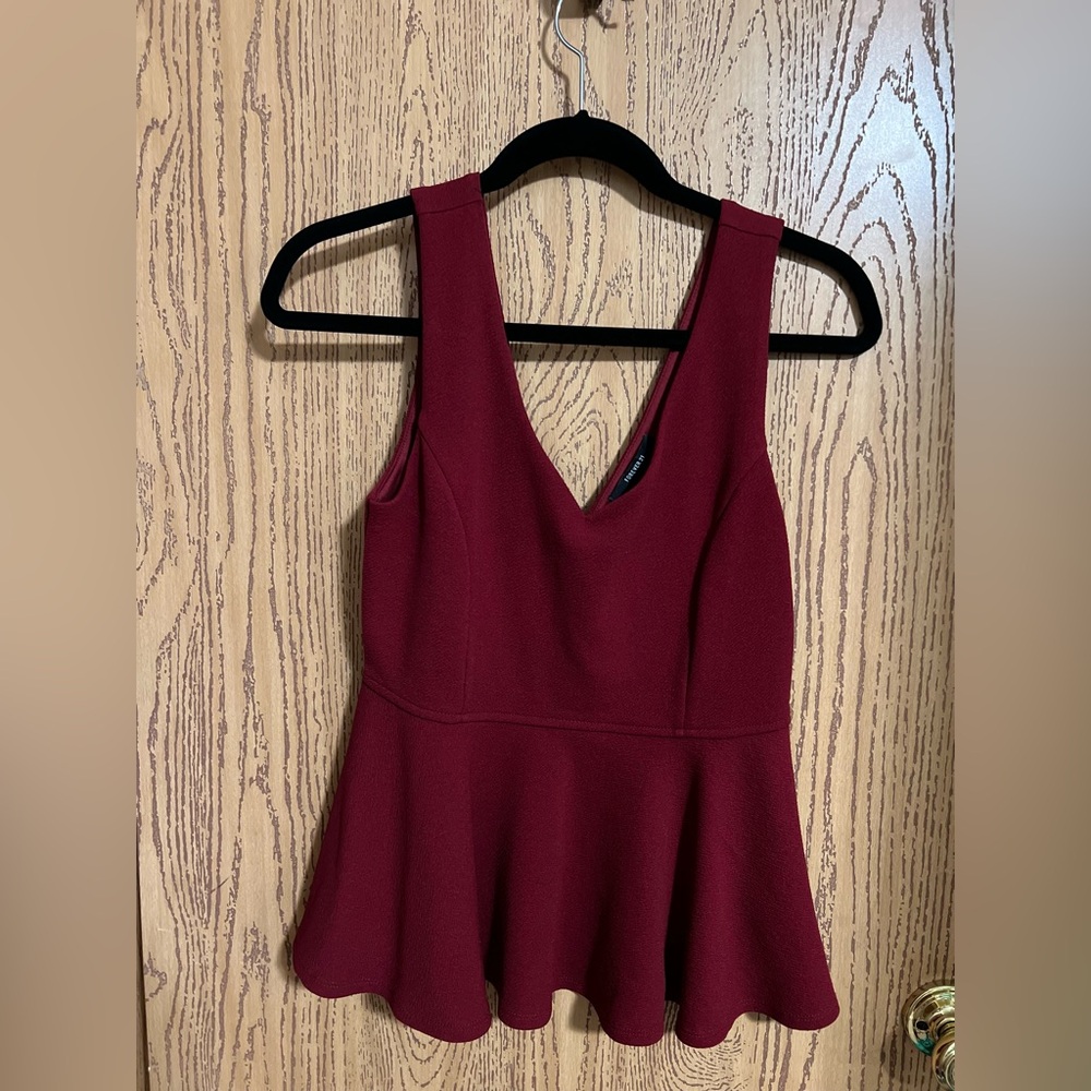 Elegant Burgundy Sleeveless Dress
